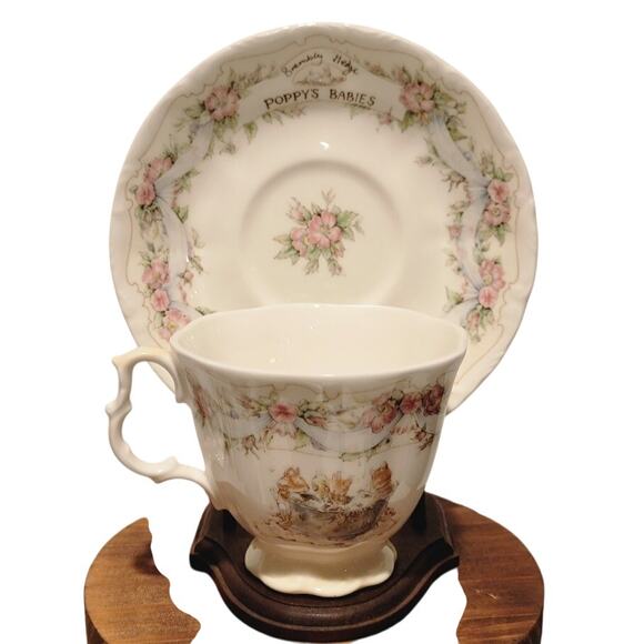 Vintage Royal Doulton Poppy's Babies Cup and Saucer Brambly Hedge Collection - Picture 2 of 15
